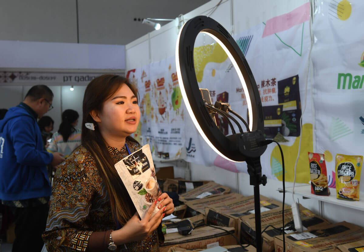 Hướng Dẫn Làm Tiếp Thị Liên Kết Shopee Cho Người Mới từ A-Z Cách quay video review sản phẩm trên Tiktok chuyên nghiệp giúp thu hút nhiều lượt xem