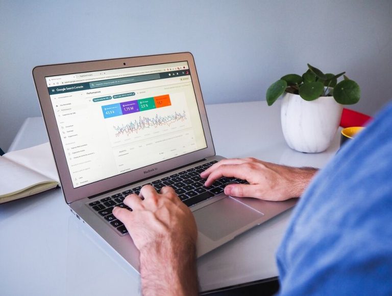Top 30 phần mềm SEO web tốt nhất giúp website lên Top Google