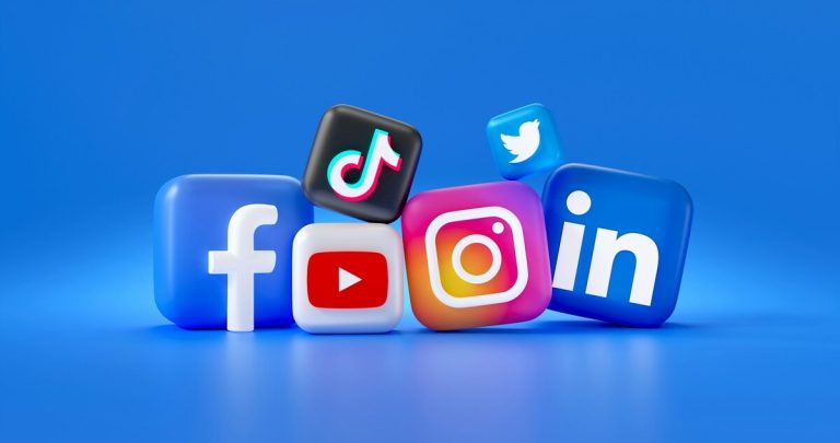 Social Media là gì? 5 bước xây dựng chiến lược Marketing trên Social