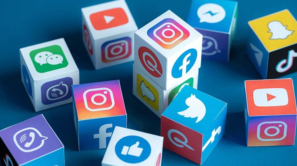Nếu đối tượng quảng cáo là gen Z thì ưu tiên nền tảng TikTok hoặc Facebook
