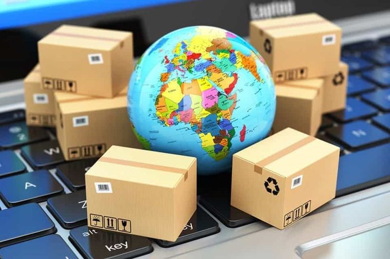 Commerce là gì? Phân biệt E-commerce và các mô hình TMĐT phổ biến 1 Thương mại là hoạt động trao đổi, mua bán hàng hóa và dịch vụ giữa các bên nhằm mục đích sinh lời.