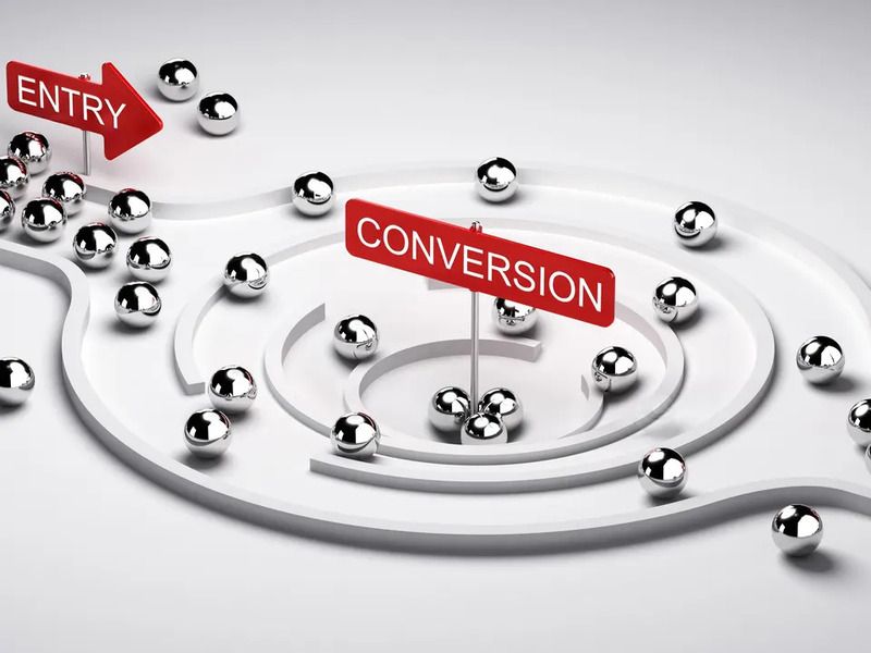Conversion là gì? Tỷ lệ chuyển đổi và cách tối ưu hiệu quả 1 Conversion (chuyển đổi) là hành động của khách hàng thực hiện một mục tiêu mà doanh nghiệp mong muốn